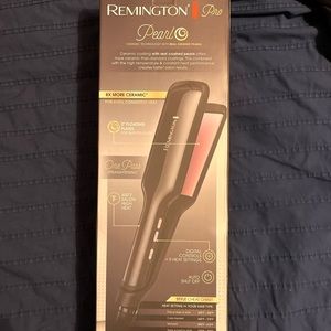 NEW Remington pro pearl ceramic 2 inch flatiron